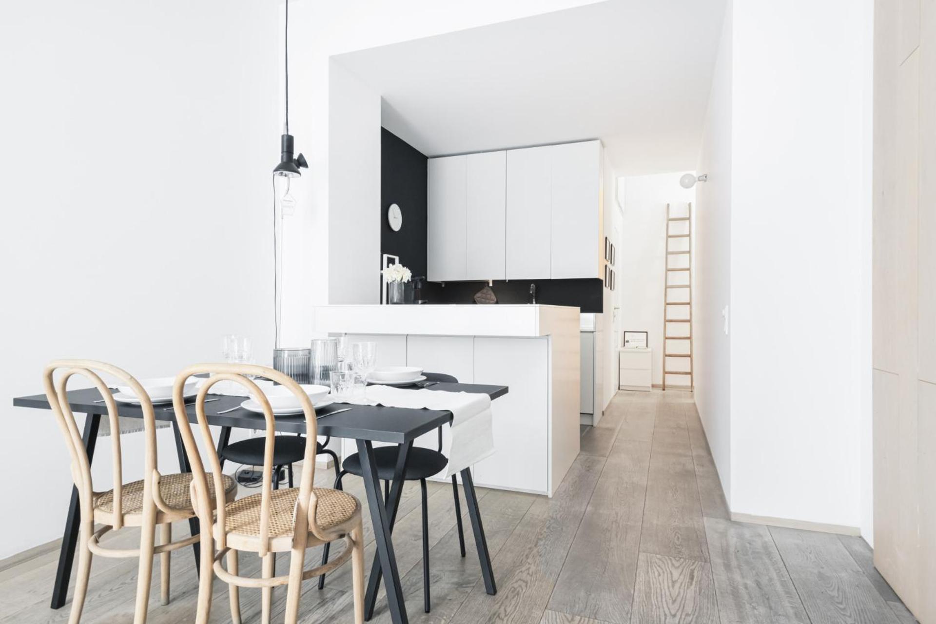 Easylife - Moderno In Moscova/brera Milán